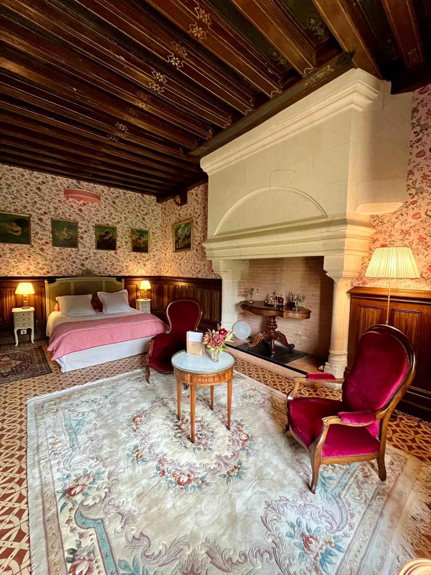 Chateau La Chevalerie - 24H Du Mans Parigne-le-Polin Exterior foto
